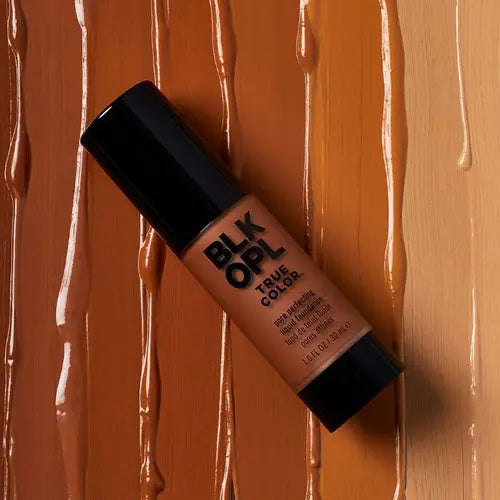 Black Opal True Color Pore Perfecting Liquid Foundation 520 Hazelnut, foto 3 van 3