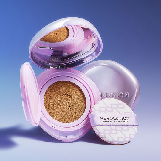 Revolution Superdewy Cushion Foundation Light Neutral, lichte foundation met een dewy finish, foto 3 van 10