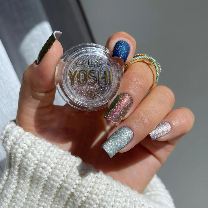 Yoshi Cat Eye Dust 5, nail art powder voor magnetische en holografische effecten, foto 3 van 7
