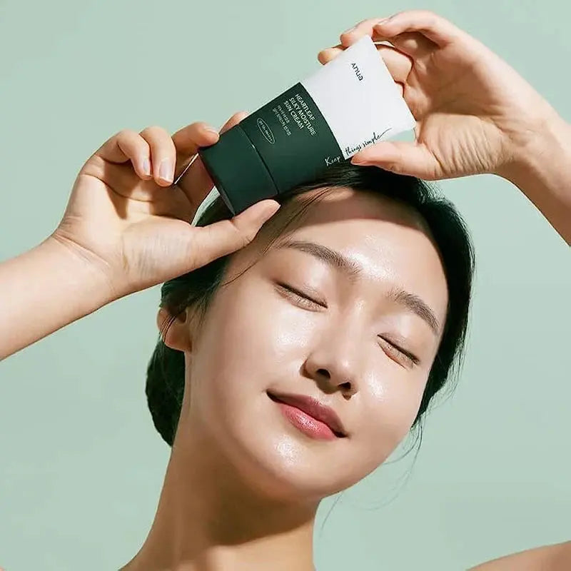 Anua Heartleaf Silky Moisture Sunscreen 50 ml.