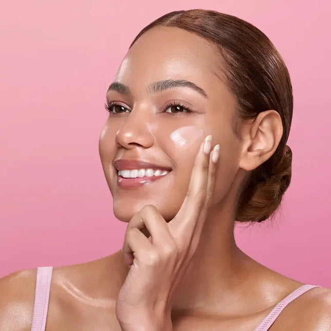 By Juccy Gooseberry Juicy Glow-Up Gel Cream