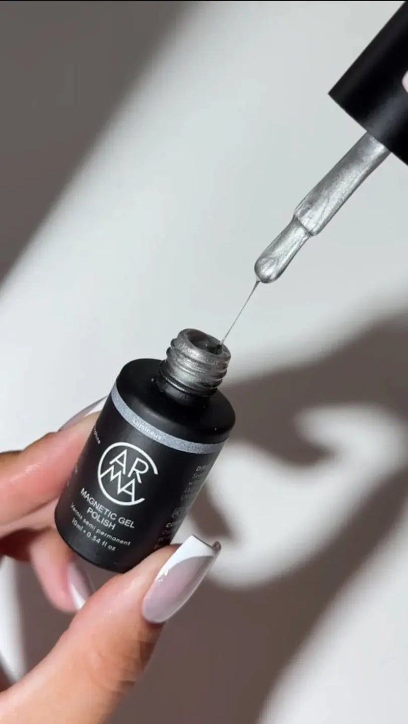 Carma Cosmetics Magnetic Gel Polish Luminous