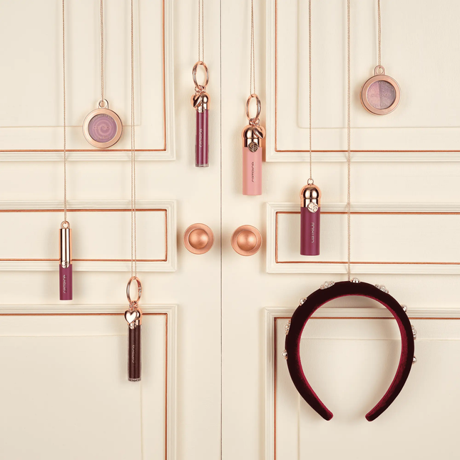 Catrice Hollyglazing Charm Ring Treasure Collector