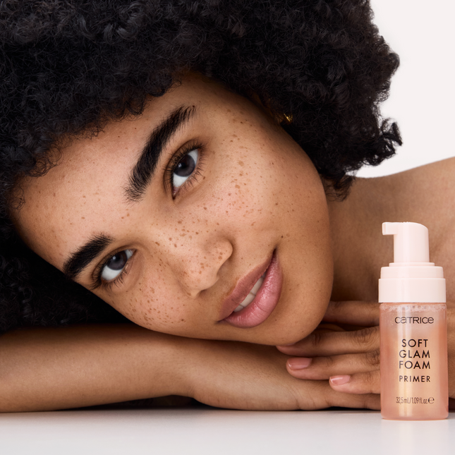 Catrice Soft Glam Foam Primer 010 Beyond The Cloud
