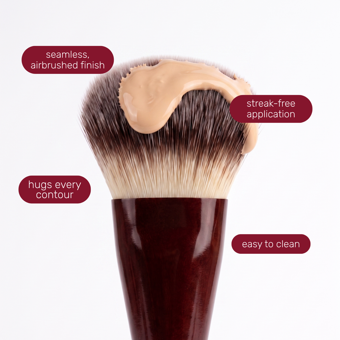 Kwastkop van de Boozyshop Flawless Contoured Foundation Brush met tekstlabels over het gebruik