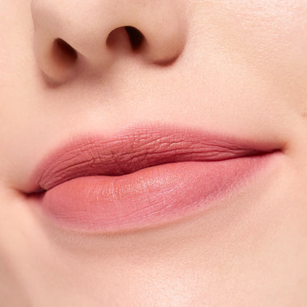 Essence Blur Soufflé Matte Lip Cream 10 Status Toast