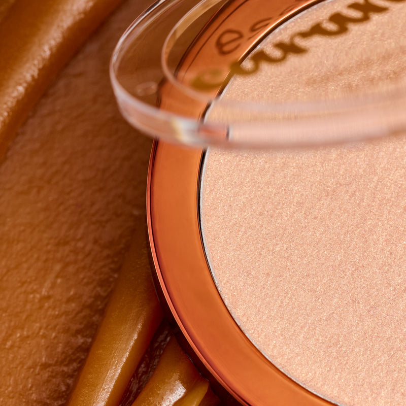 Essence Caramelted Bouncy Highlighter 01 Sweet 'n Bouncy