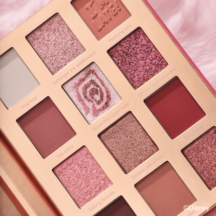 Essence Disney Alice In Wonderland Eyeshadow Palette 02 Running As Fast As I Can!