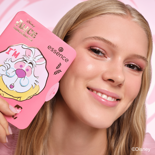 Essence Disney Alice In Wonderland Eyeshadow Palette 02 Running As Fast As I Can!