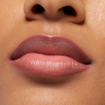 Essence POUTline Soft Glide Lip Pencil 01 Like To Mauve It