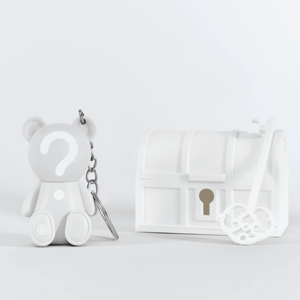 Essence The Rare Bears Blind Box Lipgloss