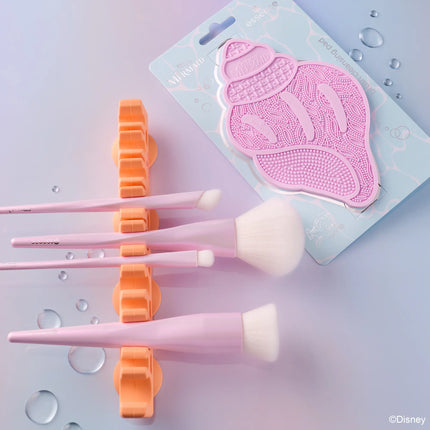 Essence X Disney The Little Mermaid Make-up Brush Holder Treasure Keeper