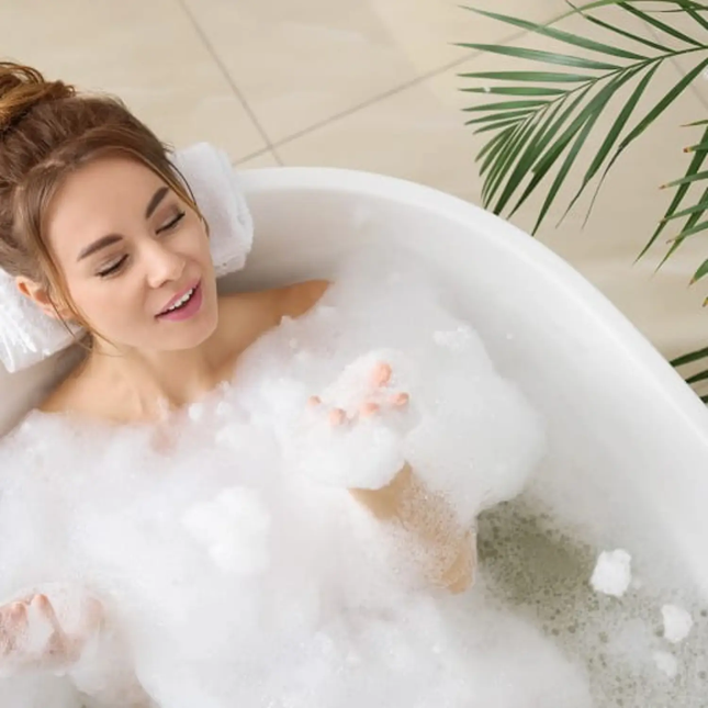 Felce Azzurra Fragrant Bubble Bath Vanilla and Ebony 650 ml.