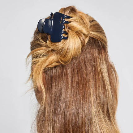 Kitsch Recycled Plastic Cloud Claw Clip Blue Orchid