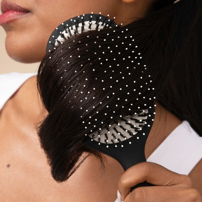 Kitsch Smooth & Polish Brush Black