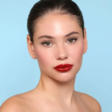 Moira Chic Satin Lipstick 008 Bold