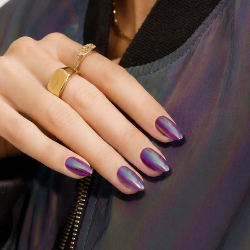 MoYou London Press On Grape Escape, set nepnagels met gel-achtige finish in amandelvorm