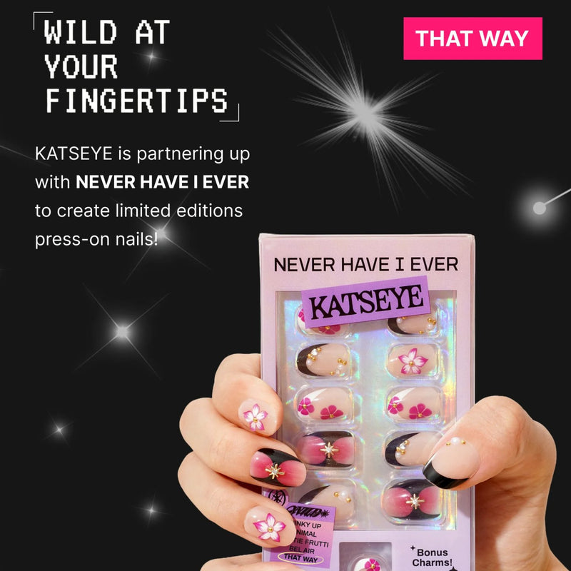 Never Have I Ever Press-on Nails Katseye That Way, bloemendesigns met glitters, foto 5 van 5