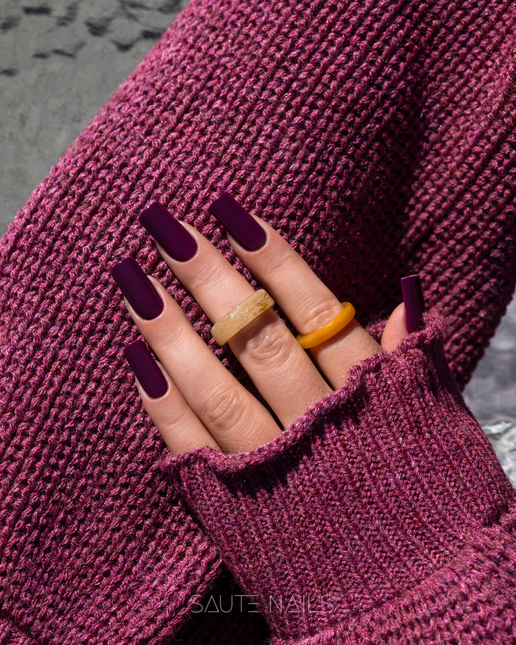 Saute Nails UV Gelpolish S325 Noir Berry