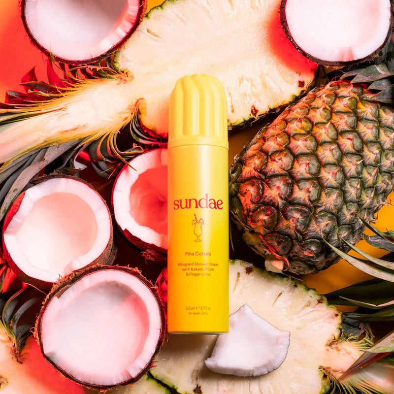 Sundae Whipped Shower Foam Piña Colada, romige doucheschuim met ananas- en kokosgeur